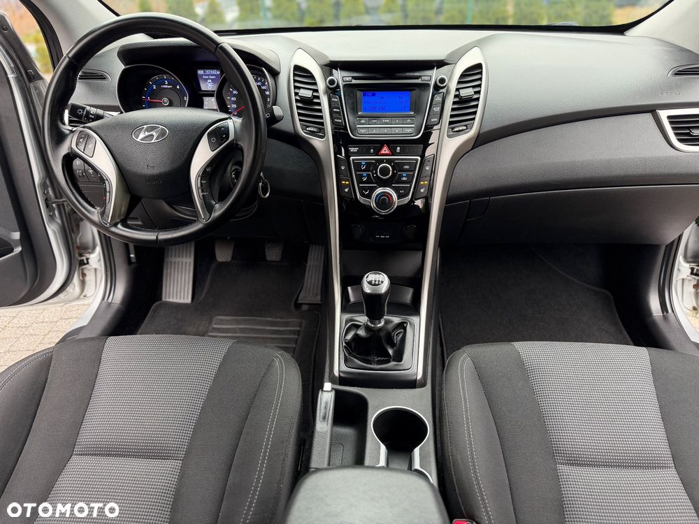 Hyundai i30 - 27