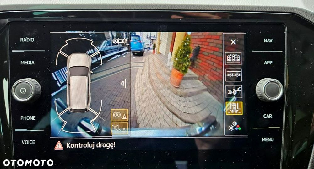 Volkswagen Passat 2.0 TSI Business DSG - 33