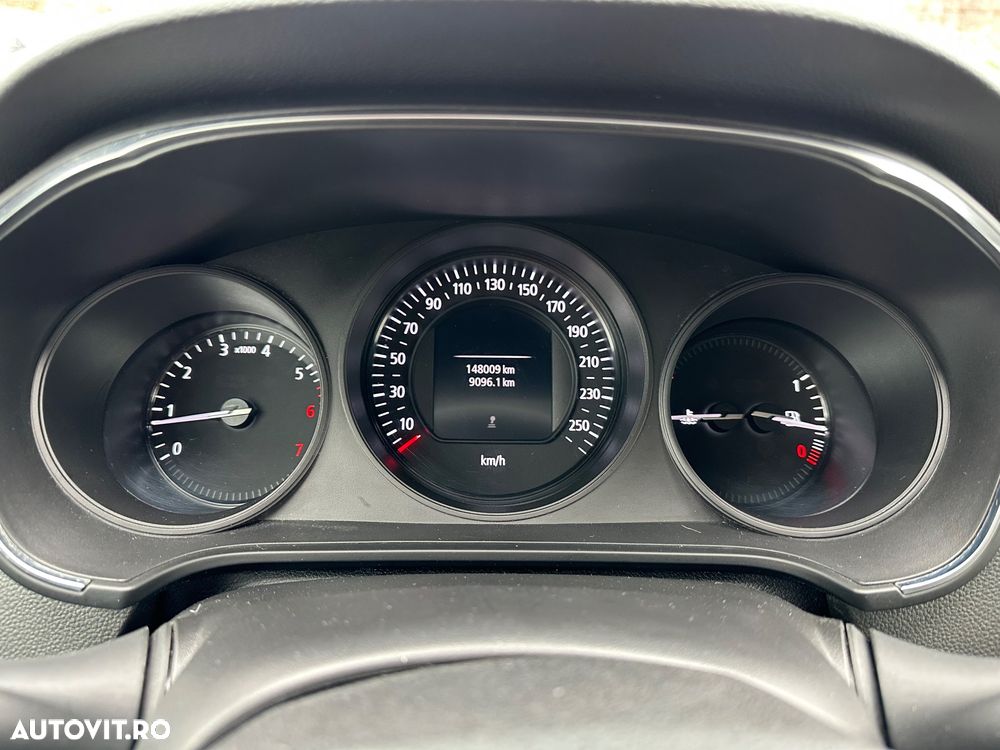 Renault Megane ENERGY TCe 100 LIFE - 10