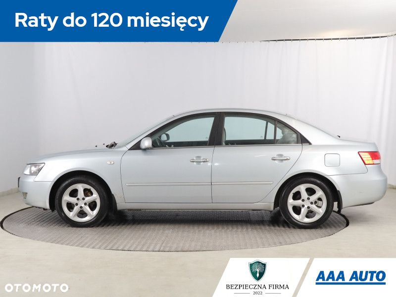 Hyundai Sonata - 3
