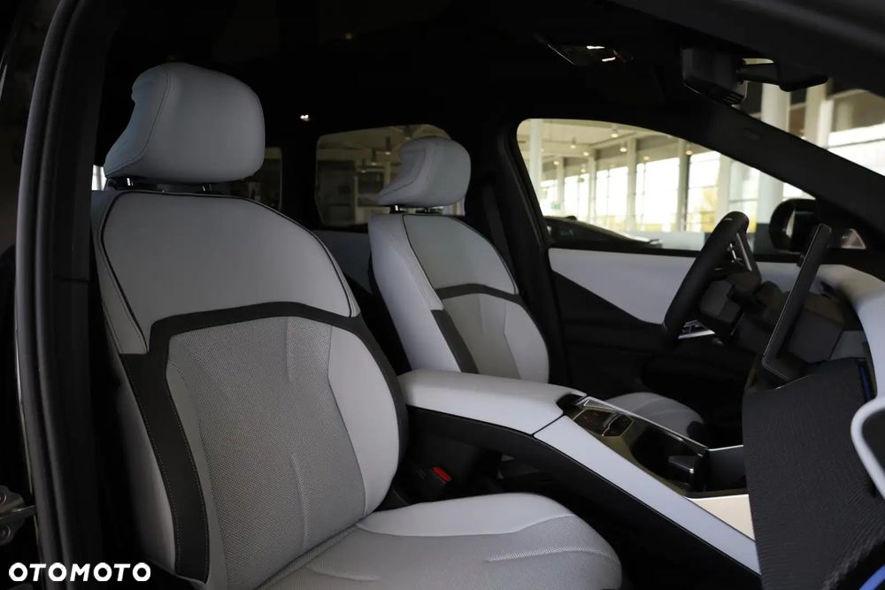 BMW iX3 50 xDrive 113.4kWh - 8