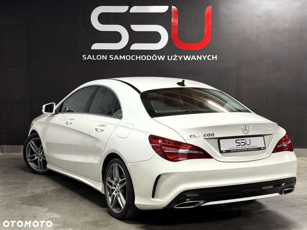 Mercedes-Benz CLA 200 7G-DCT AMG Line - 4