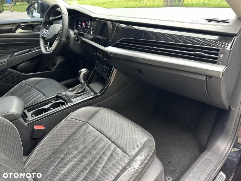 Volkswagen Passat - 9