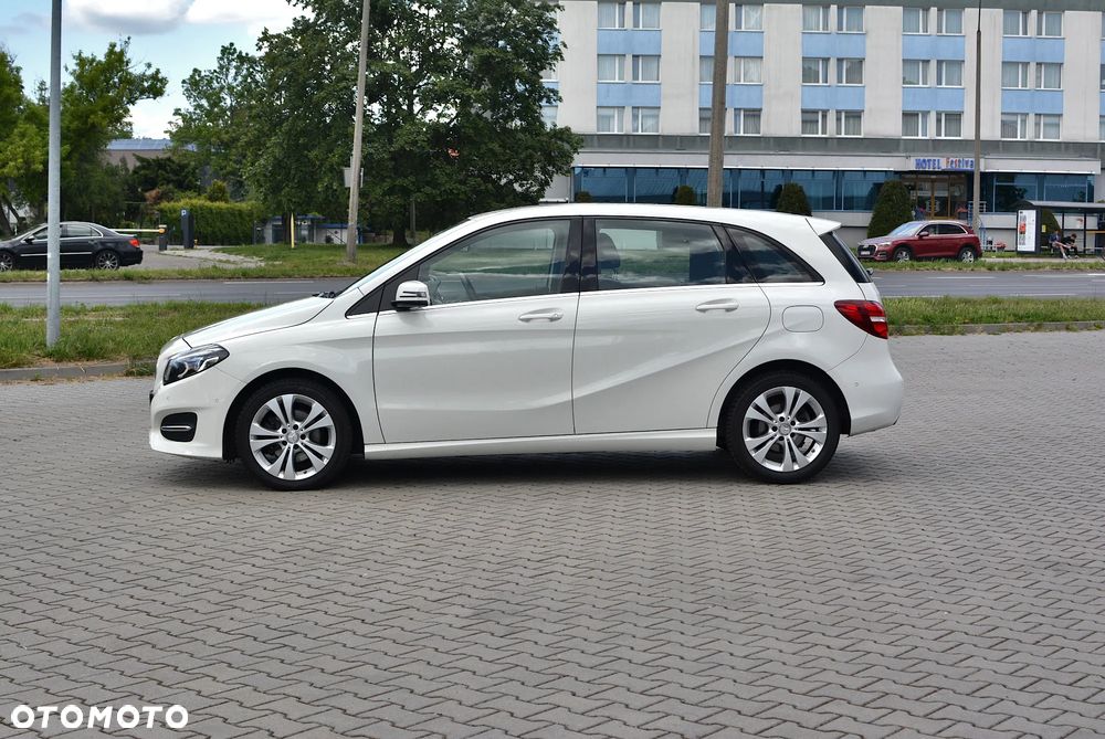 Mercedes-Benz Klasa B 200 7G-DCT Urban - 3