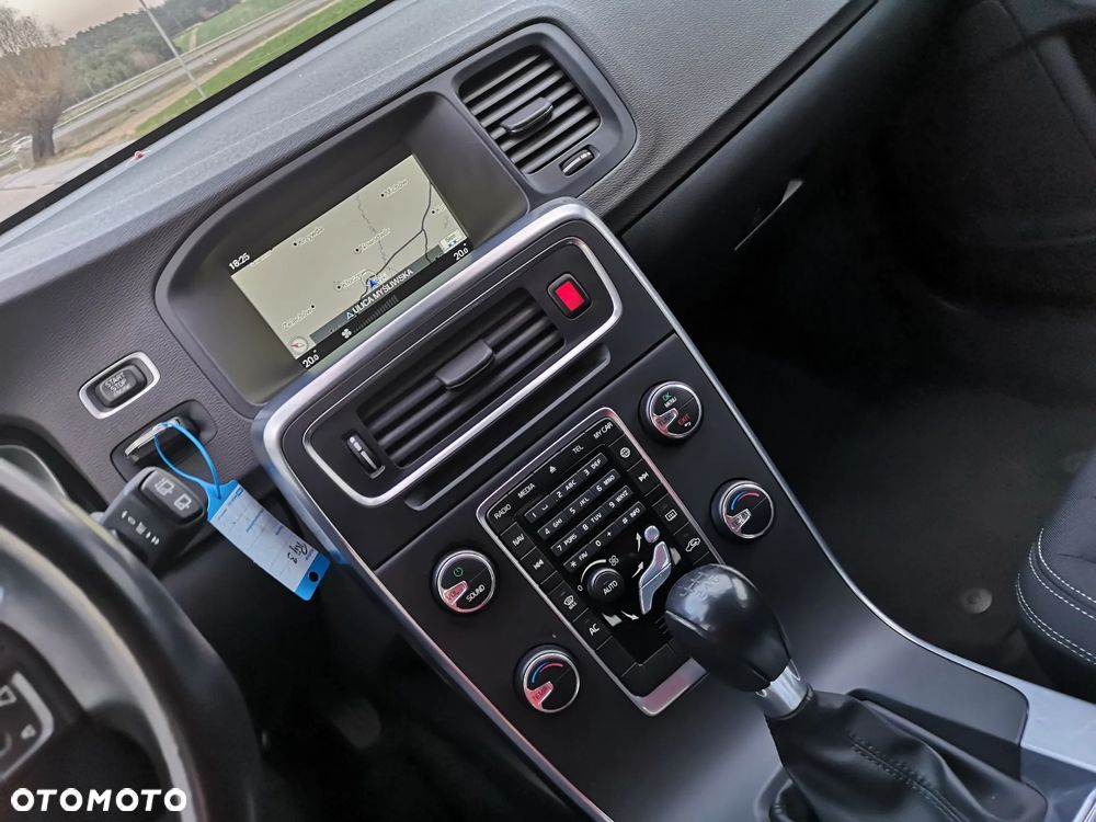 Volvo V60 T3 - 39
