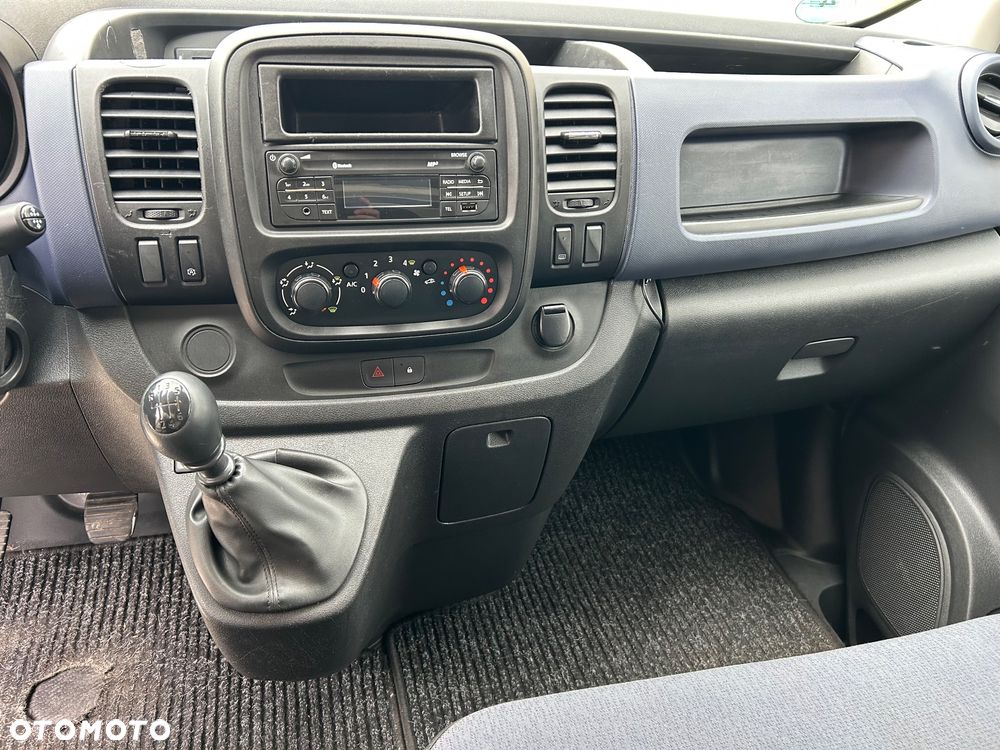 Opel Vivaro Long - 9