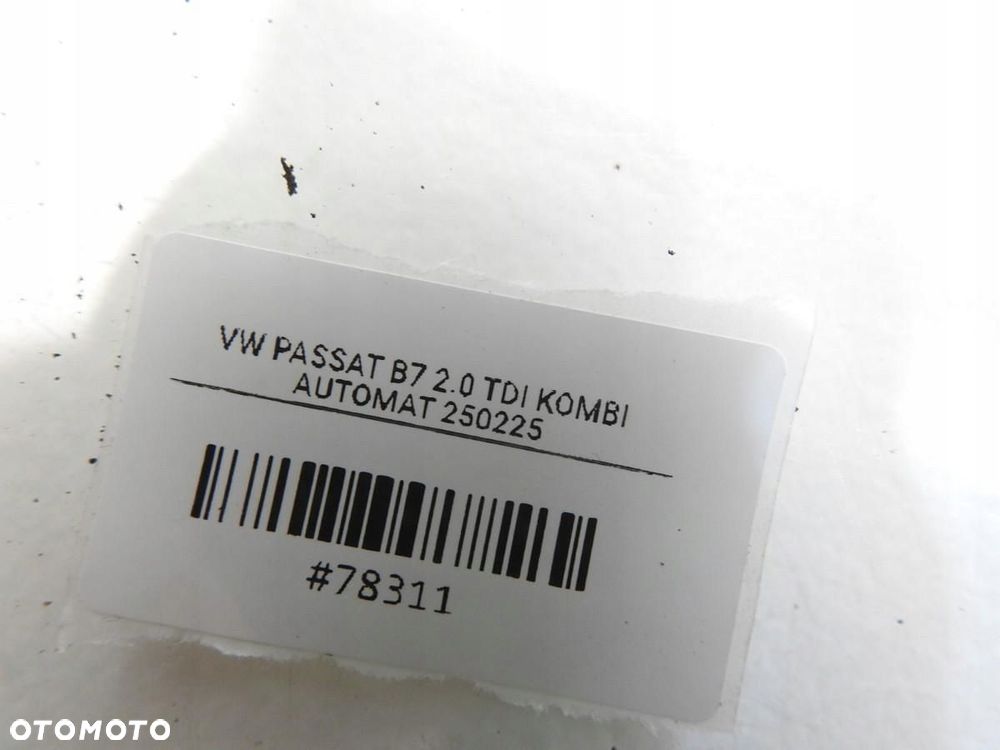 DYWAN WYKŁADZINA BAGAŻNIKA VW PASSAT B7 KOMBI 3C9863463M - 4