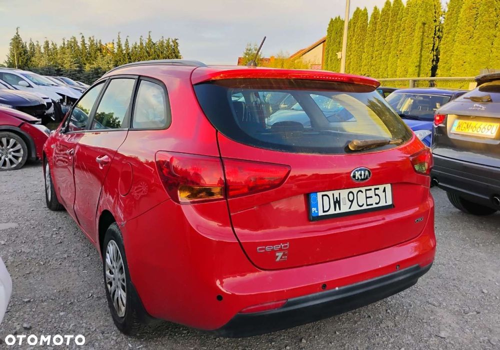 Kia Ceed - 5
