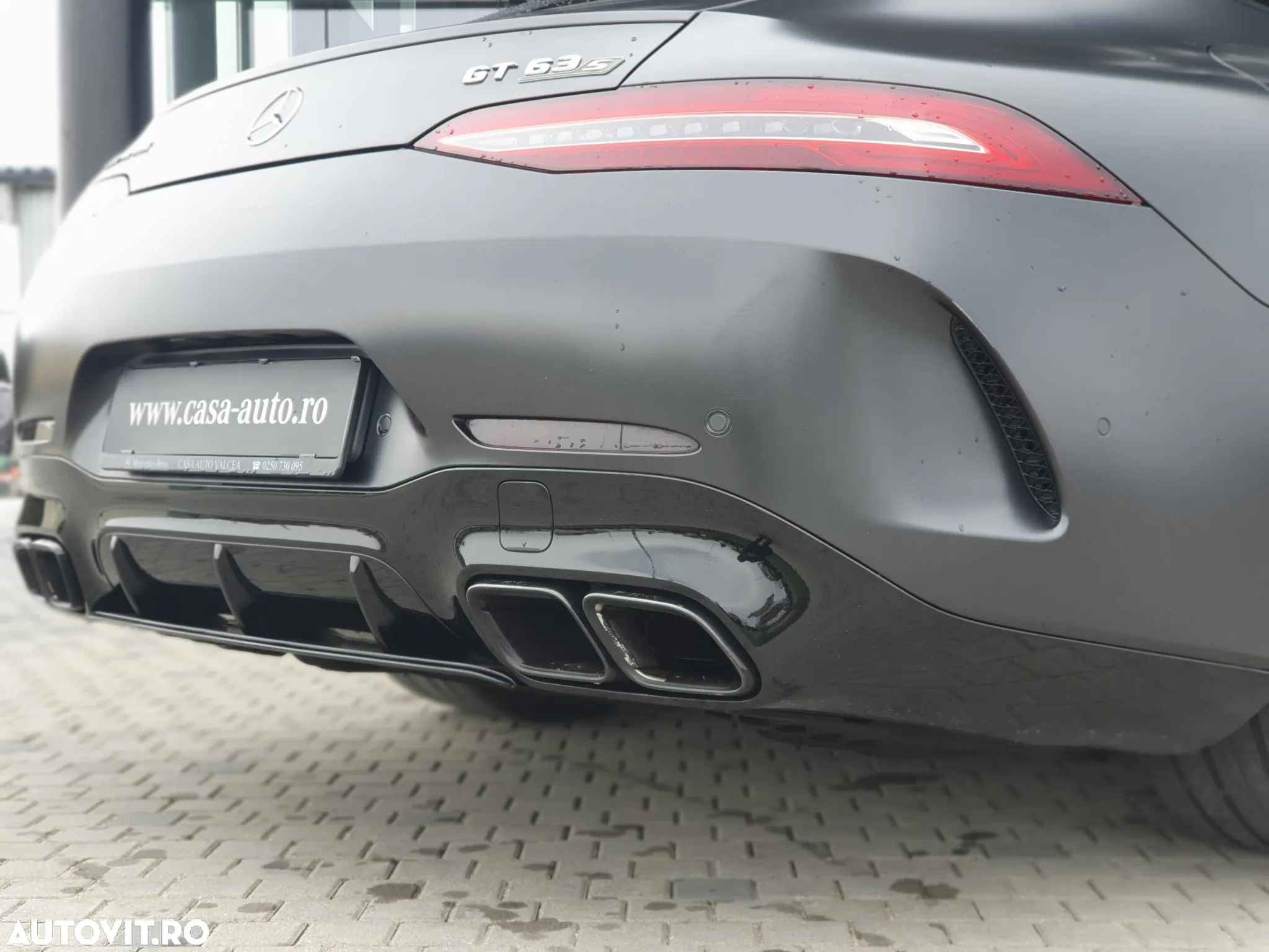 Mercedes-Benz AMG GT-S 63 4MATIC+ - 6