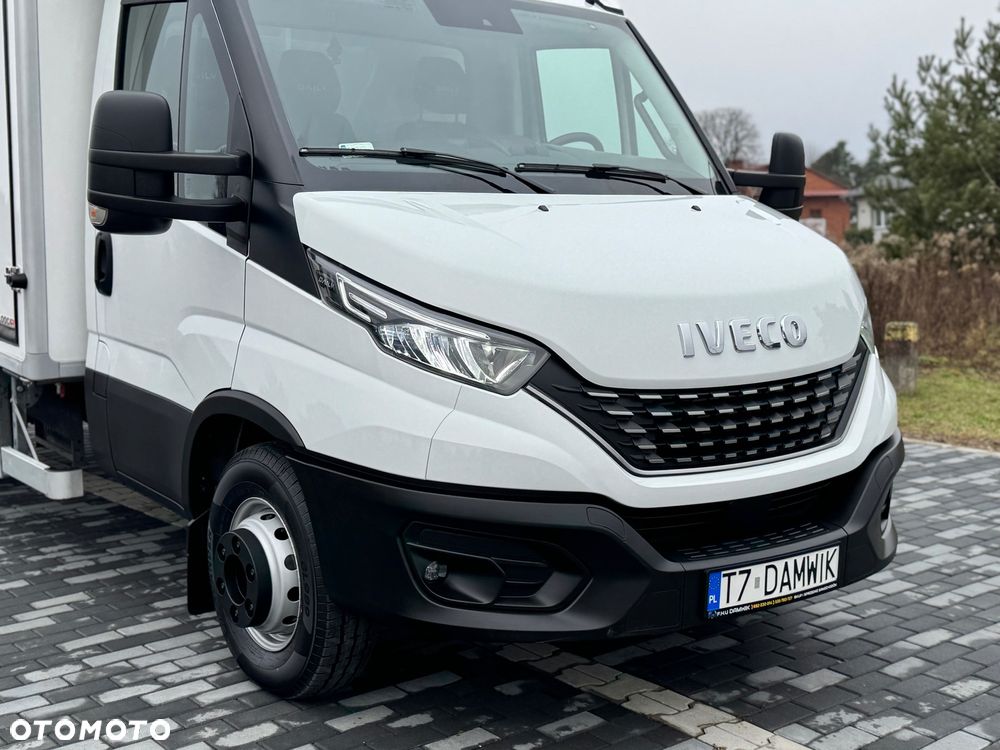 Iveco Daily‼️72C18‼️3.0 HI-MATIC Chłodnia/Mroźnia zakres -32C/+22C THERMO KING V-500 MAX Źródło Zasilania 400V Grube Ściany/Podłoga Przegroda komorowa‼️ Full LED na bliźniaku Salon Polska Poduszki Pneumatyczne DMC7200kg - 13