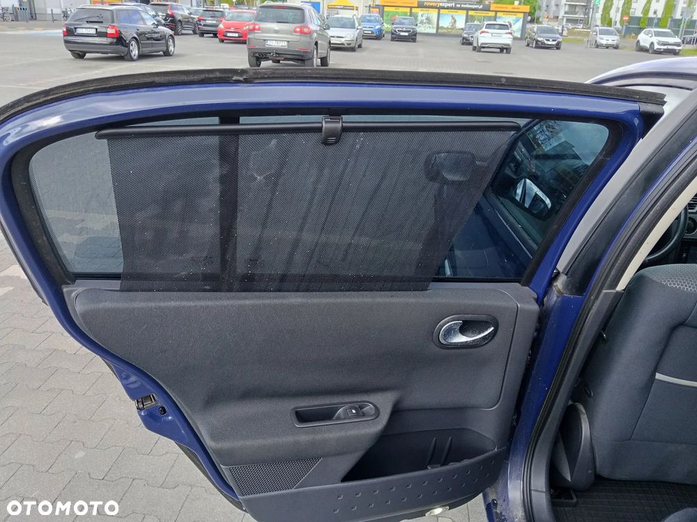 Renault Megane 1.6 Avantage - 10