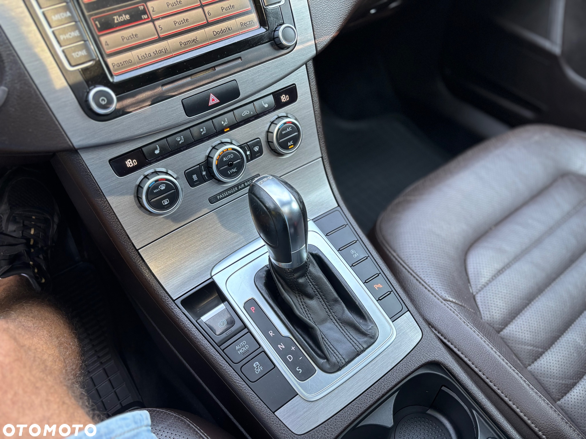 Volkswagen Passat - 17