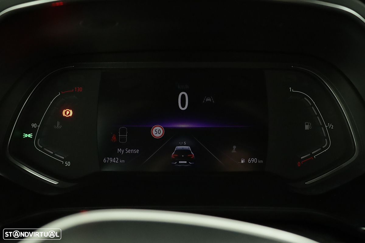 Renault Captur 1.0 TCe Techno - 16