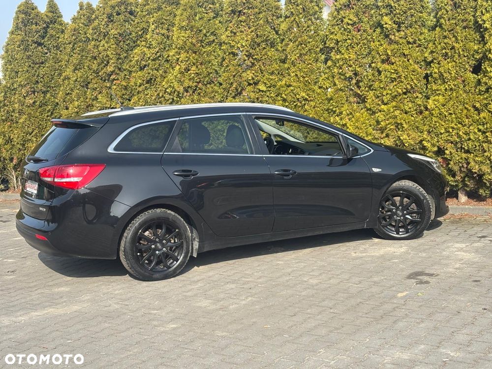 Kia Ceed 1.6 GDI Platinum Edition - 6