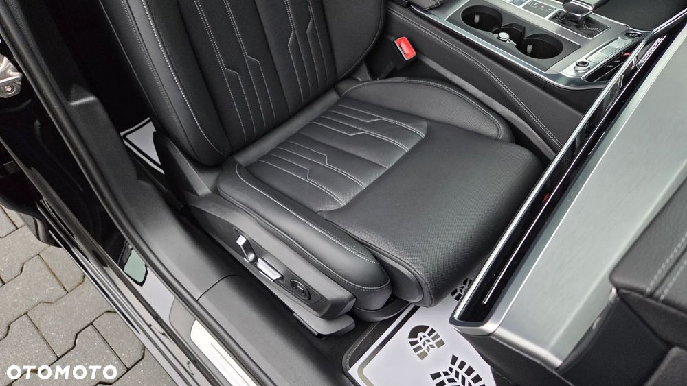 Audi A6 Avant 55 TFSI e quattro S tronic S line - 14