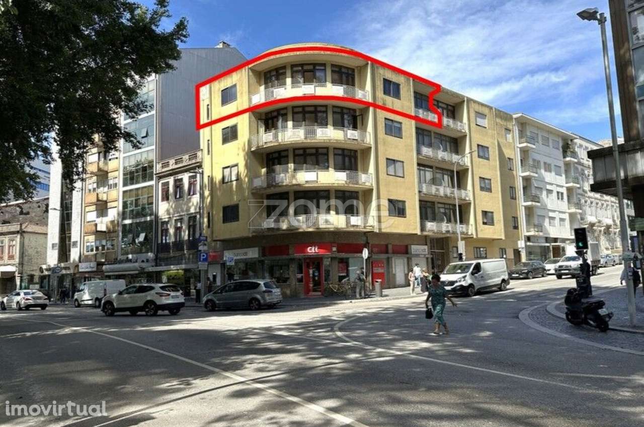 Apartamento T4 na rotunda da Boavista, Porto - Grande imagem: 2/45