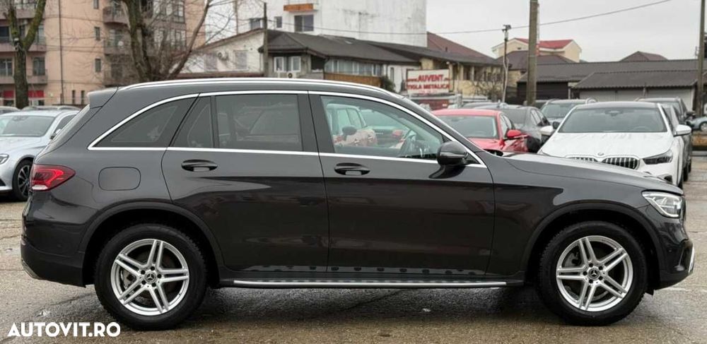 Mercedes-Benz GLC - 10