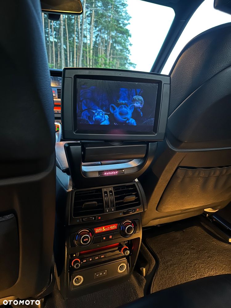 BMW X5 4.0d xDrive - 27