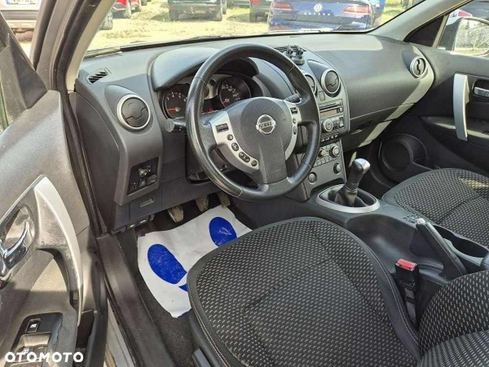 Nissan Qashqai - 9