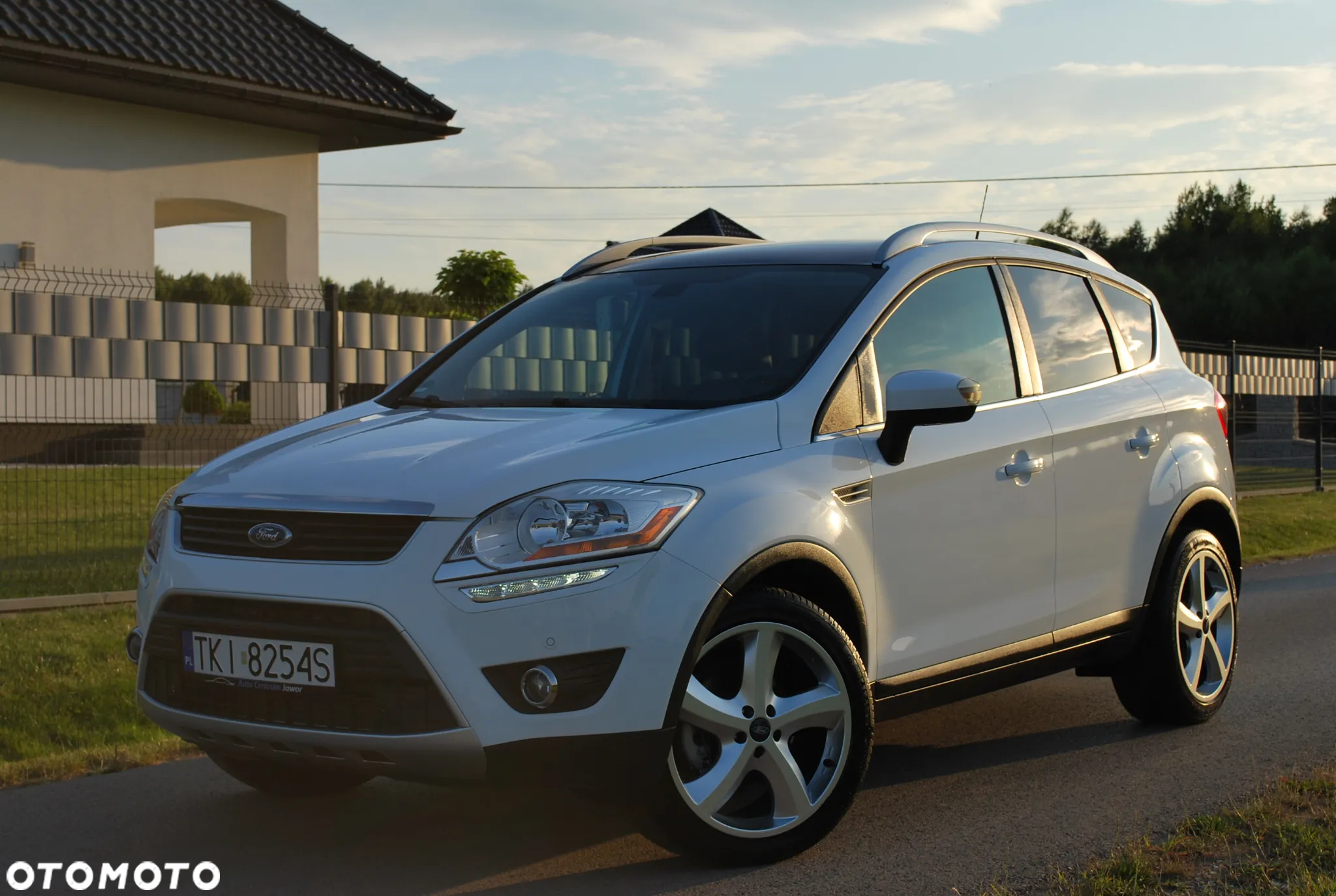 Ford Kuga 2.0 TDCi Titanium S - 2