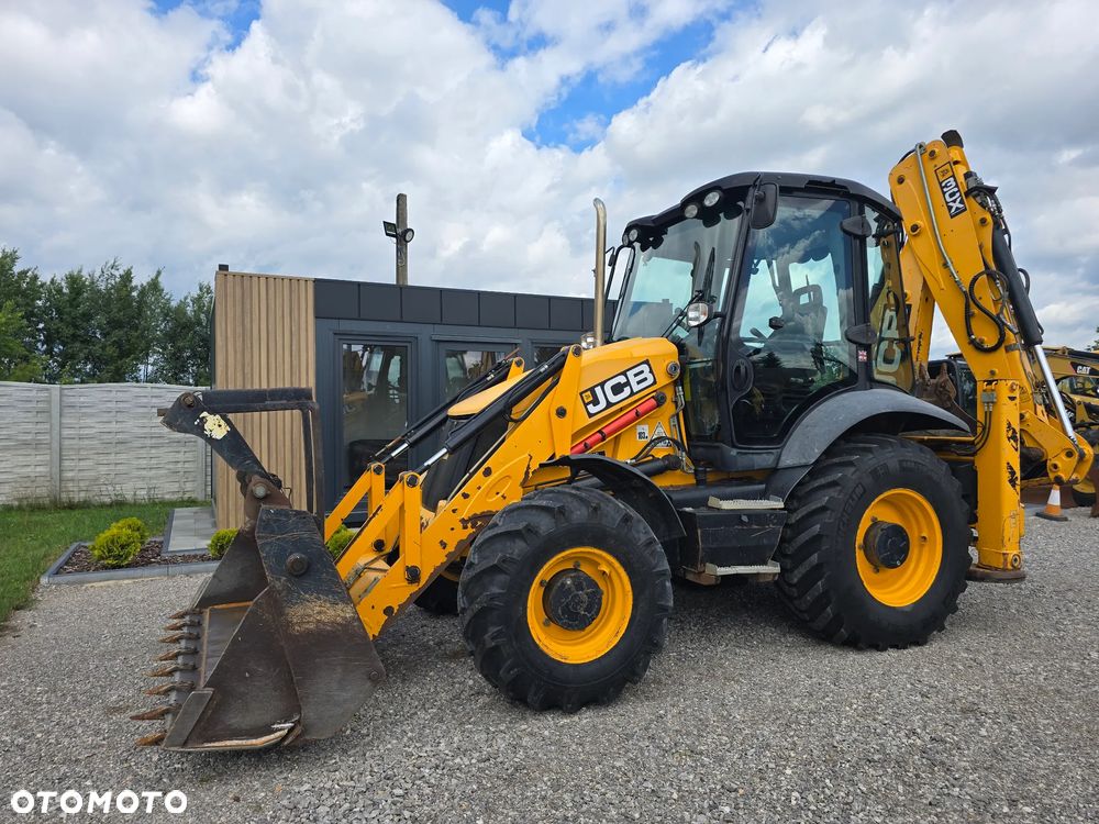 JCB - 2