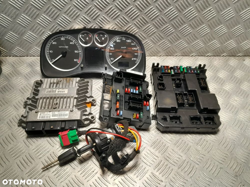 PEUGEOT 307 ZESTAW STARTOWY 2.0 HDI KOMPLET - 1