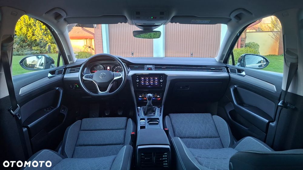 Volkswagen Passat 2.0 TDI EVO Business - 19