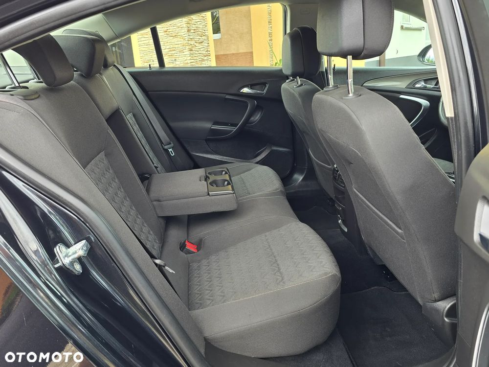 Opel Insignia 1.4 T Cosmo S&S - 23