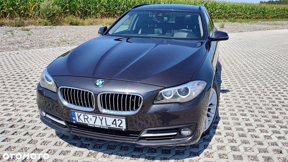 BMW Seria 5 525d Sport-Aut Luxury Line - 6
