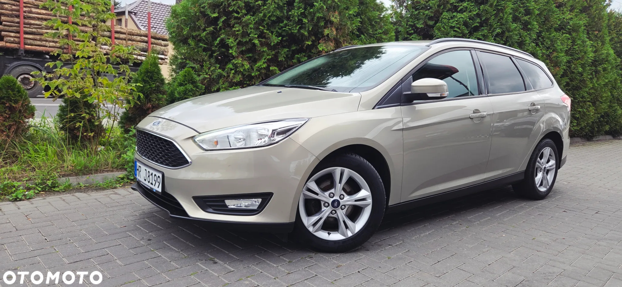 Ford Focus 1.5 EcoBlue Start-Stopp-System TITANIUM DESIGN - 3