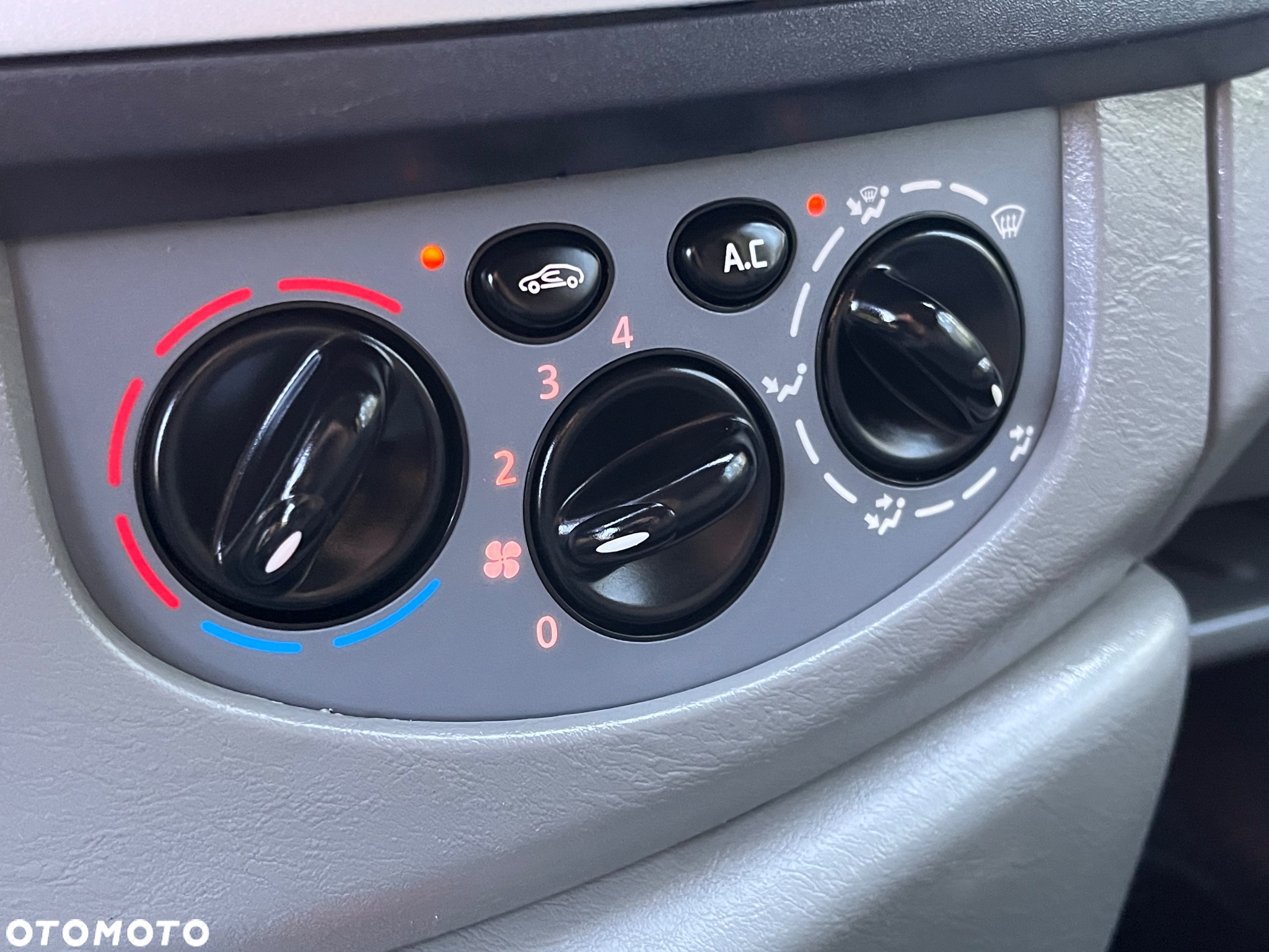 Opel Vivaro L1H1 Tour Elegance - 24
