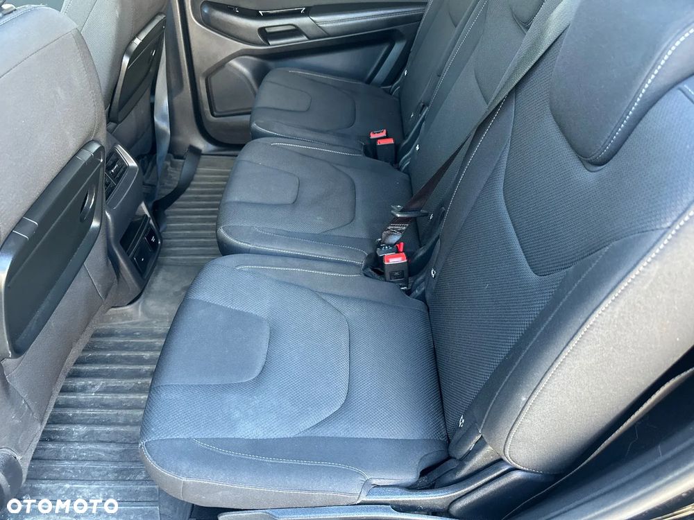 Ford S-Max - 21