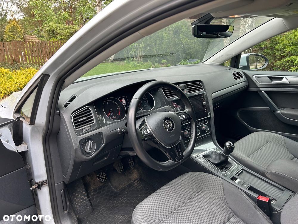 Volkswagen Golf 1.6 TDI BMT Comfortline - 8