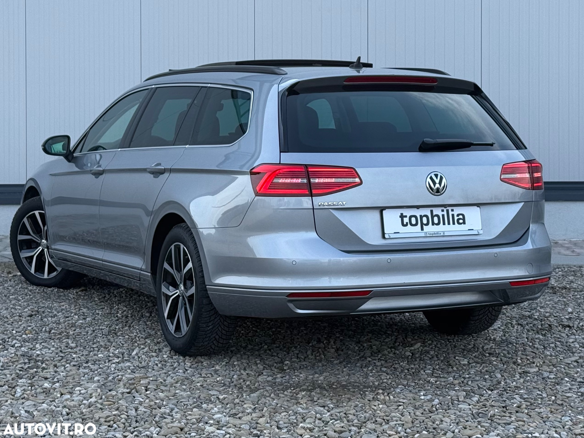 Volkswagen Passat Variant 2.0 TDI DSG Comfortline - 4