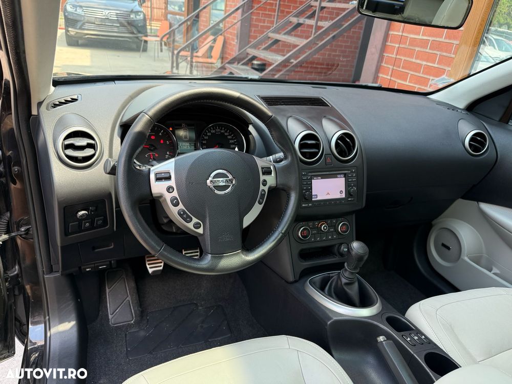 Nissan Qashqai 1.6 DCI TEKNA - 11