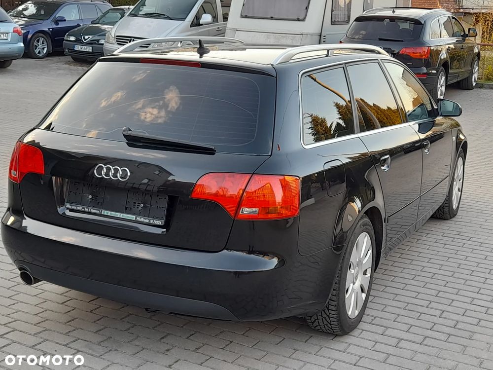 Audi A4 Avant - 4