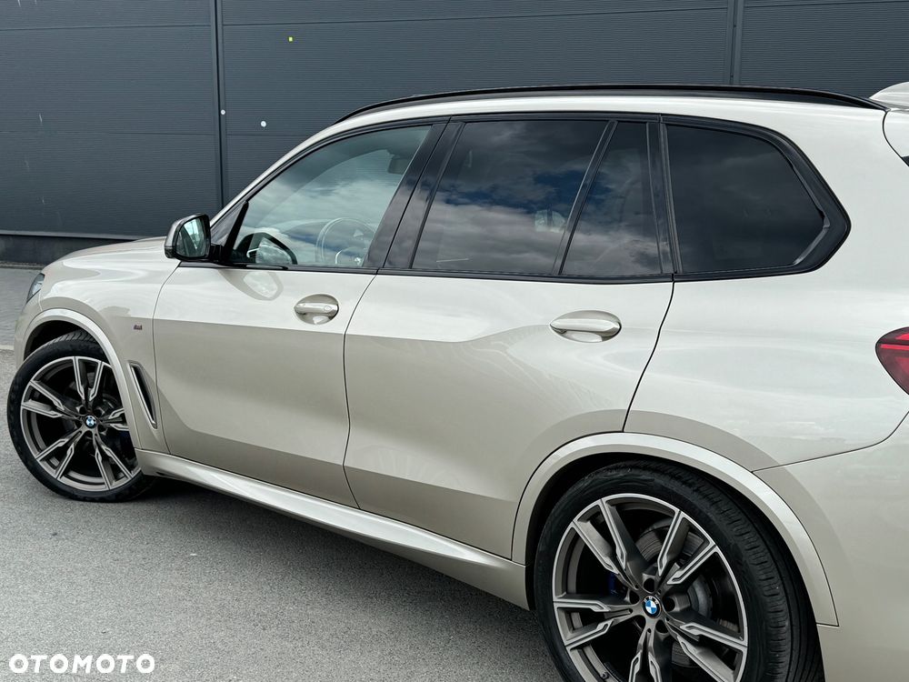 BMW X5 M M50d - 22
