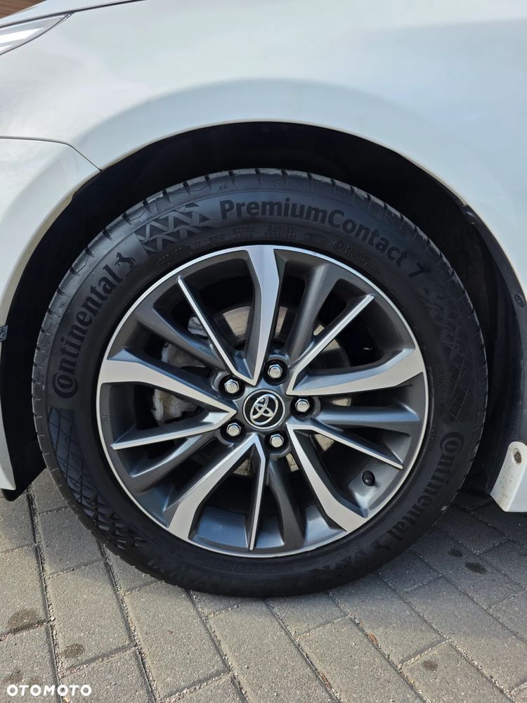 Toyota Avensis 2.0 Prestige MS - 9