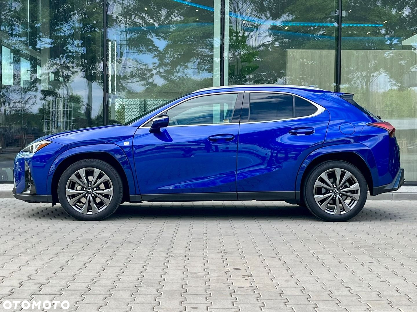 Lexus UX - 3