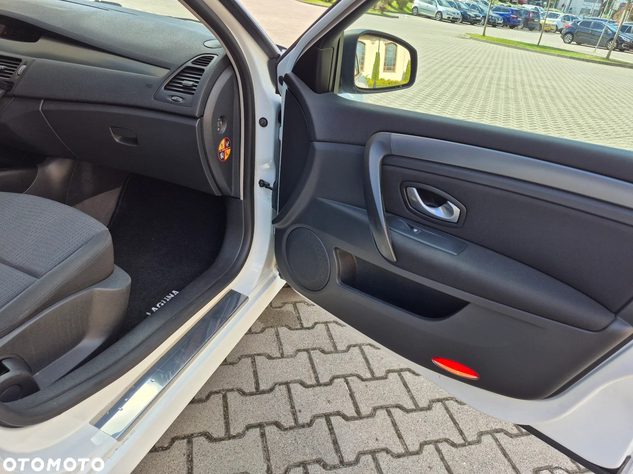 Renault Laguna 2.0 DCi Dynamique - 17