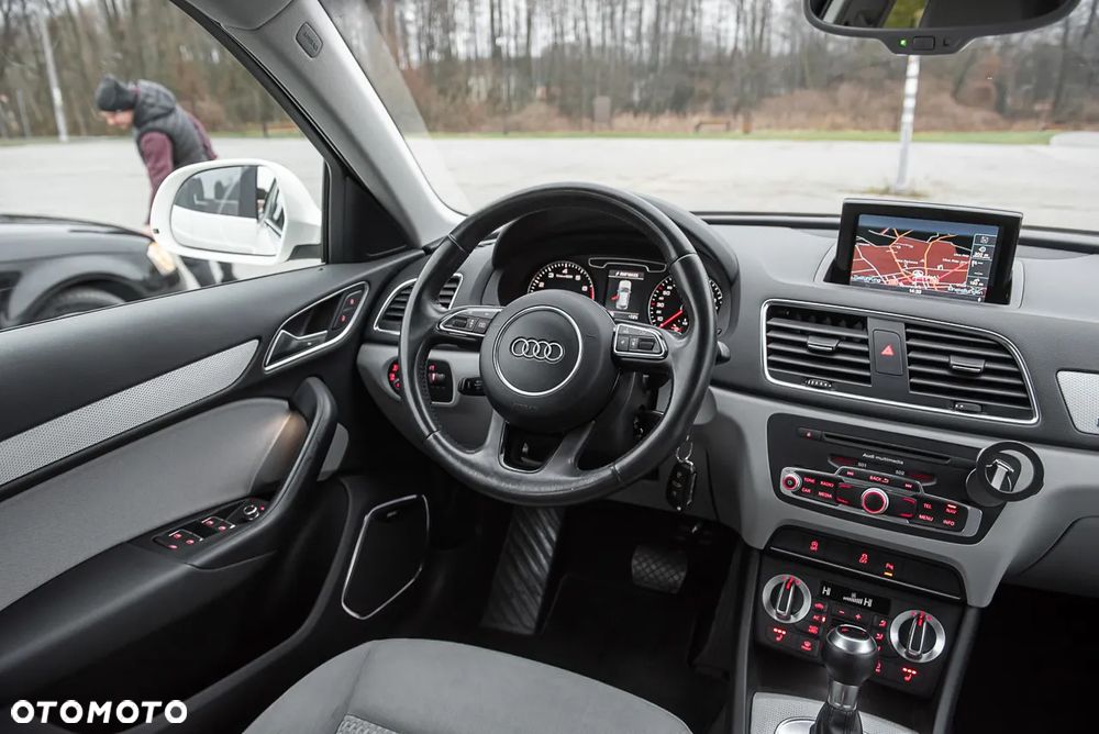 Audi Q3 2.0 TFSI Quattro S tronic - 27