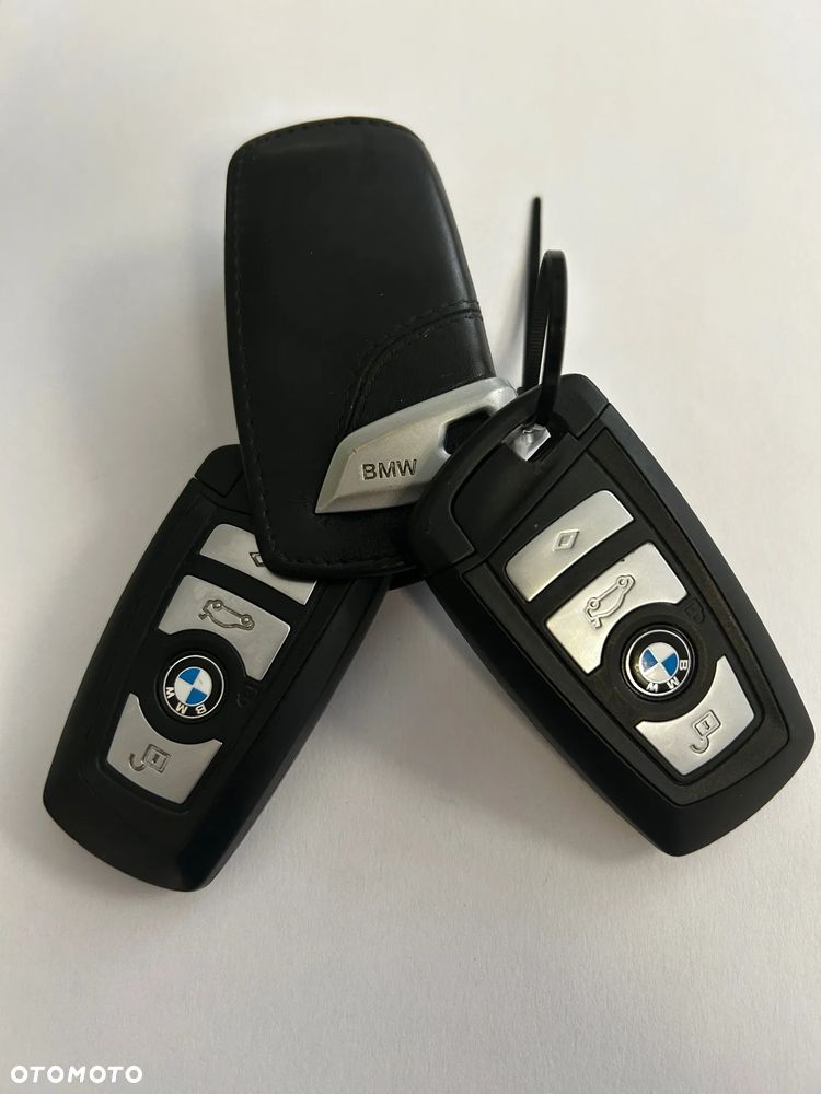 BMW Seria 5 520d - 24