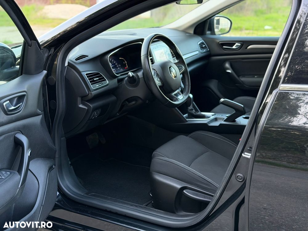 Renault Megane BLUE dCi 115 EDC BUSINESS EDITION - 9