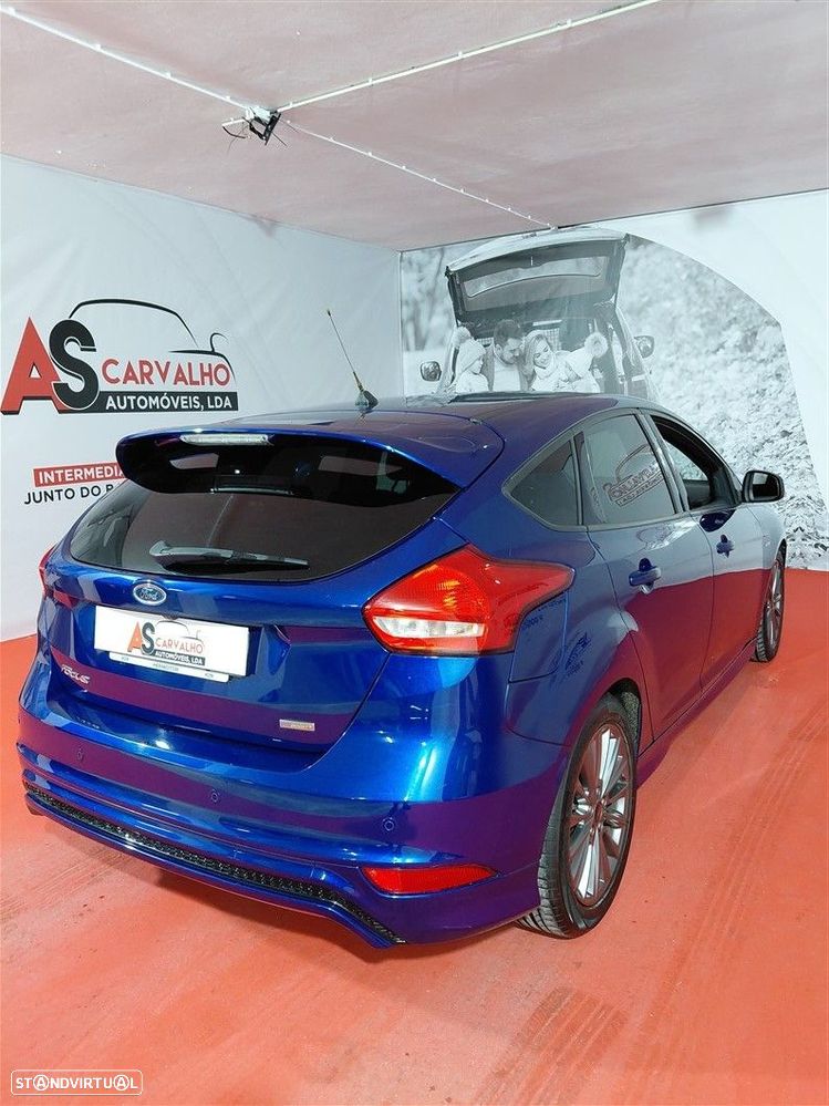 Ford Focus 1.0 EcoBoost ST-Line - 7