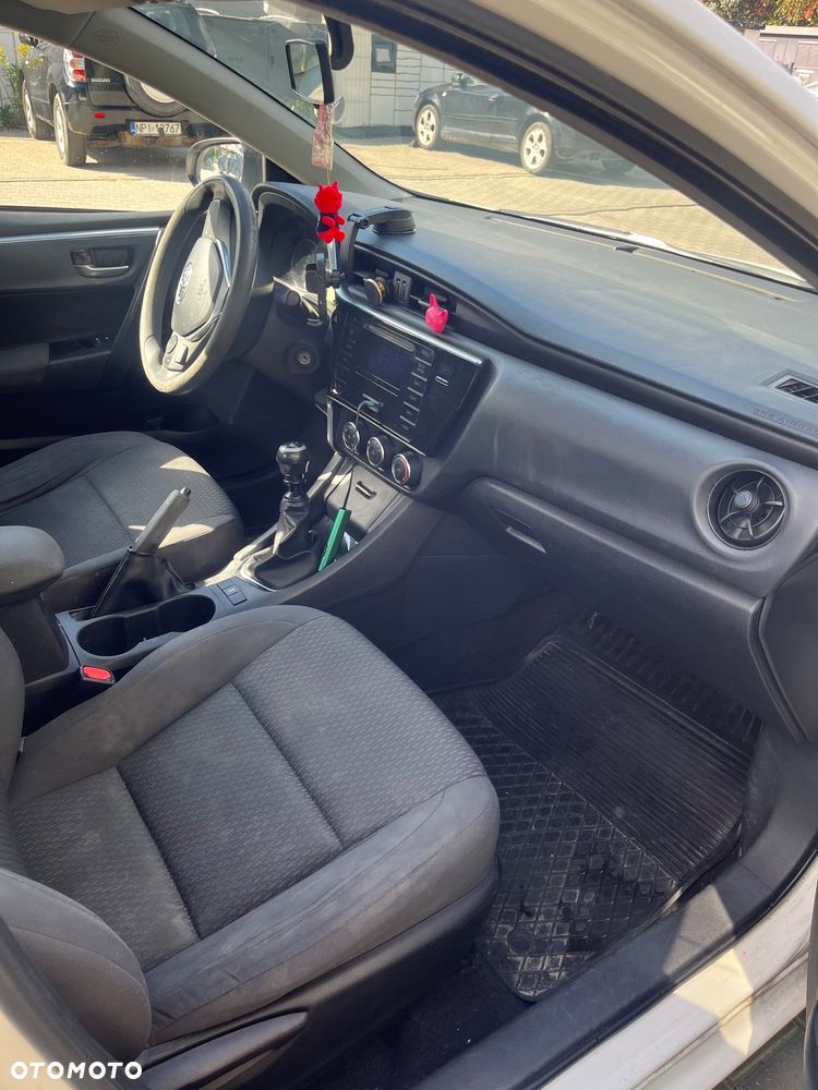 Toyota Corolla 1.33 Comfort - 8