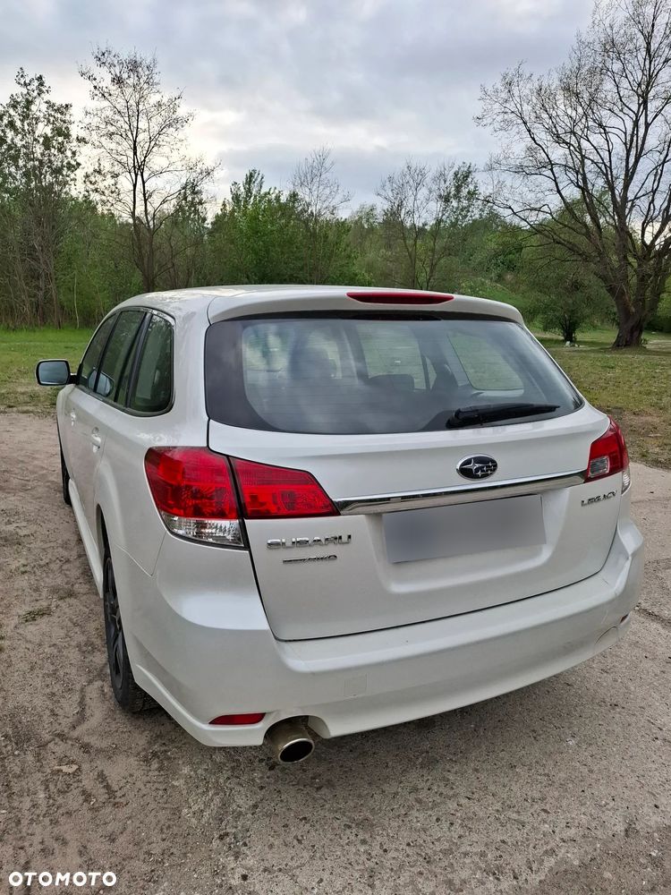 Subaru Legacy 2.0i Lineartronic Trend - 7