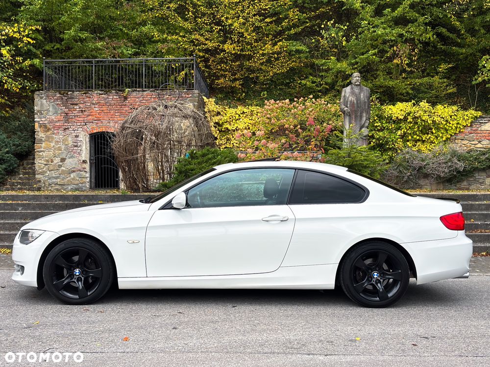 BMW E92 2012 photo 3
