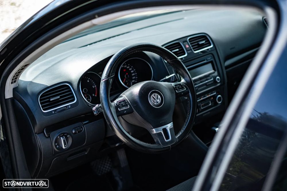VW Golf 2.0 TDi Highline DSG - 10
