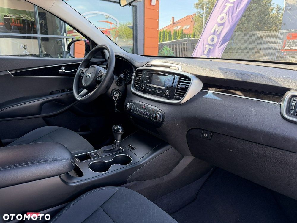 Kia Sorento - 24