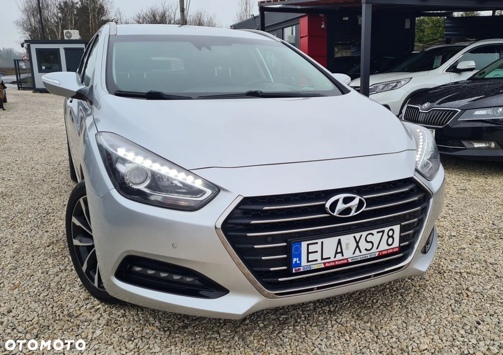 Hyundai i40 Kombi 1.7 CRDi DCT Premium - 14